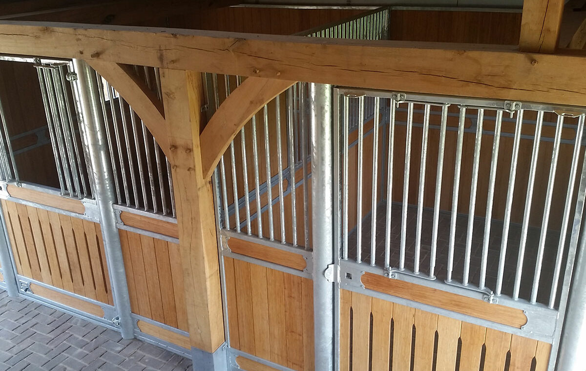 paardenbox schoonmaken