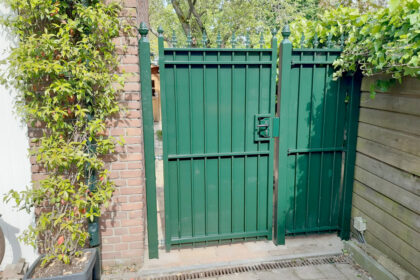 Tuinpoort van staal