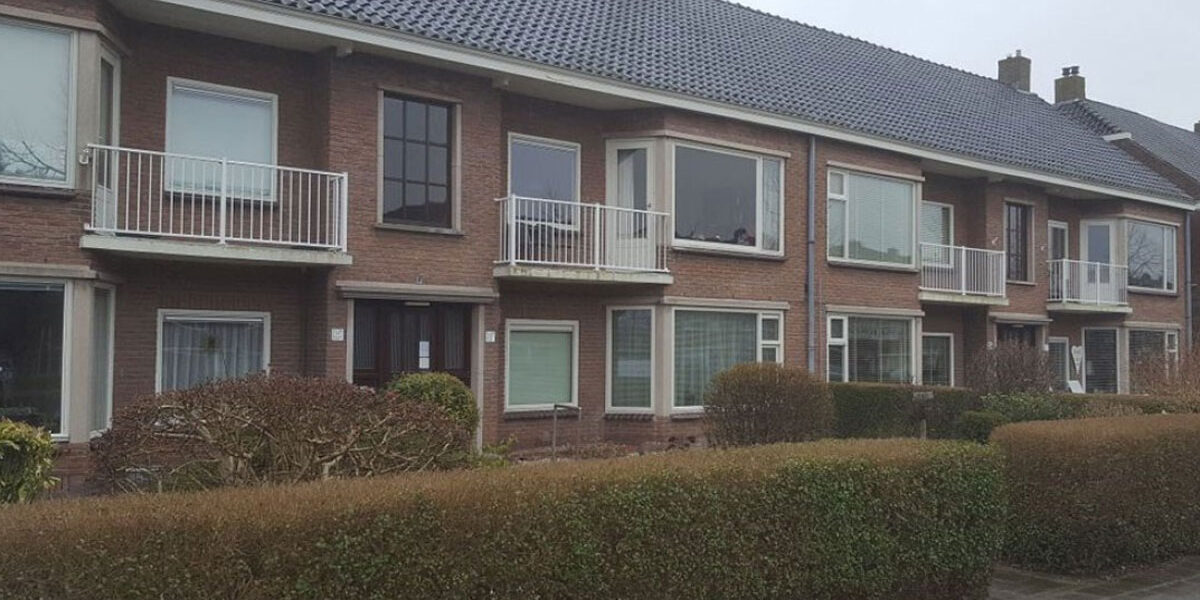 Stalen balustrade op balkon laten plaatsen