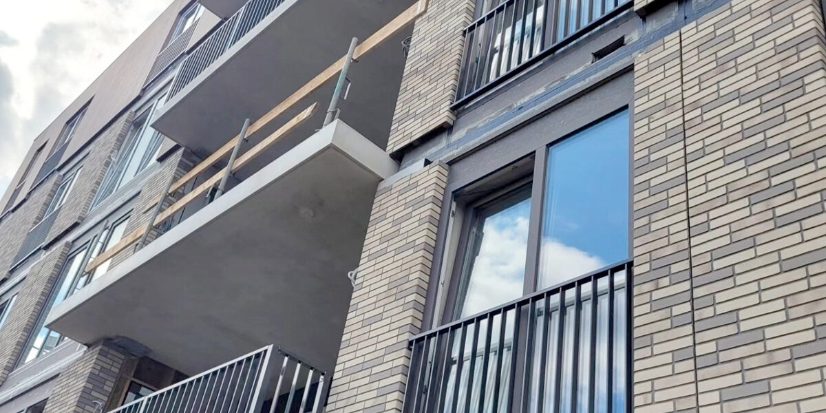 Aluminium hekwerk voor frans balkon