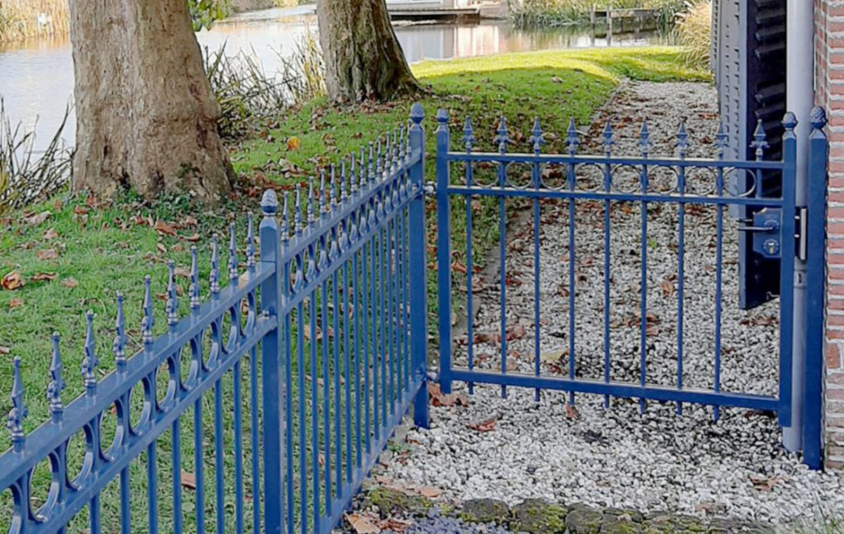 Tuinhekwerk van staal