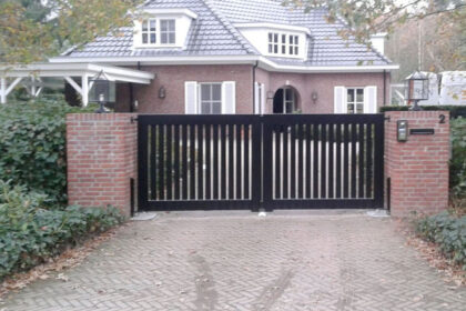 Stalen poort