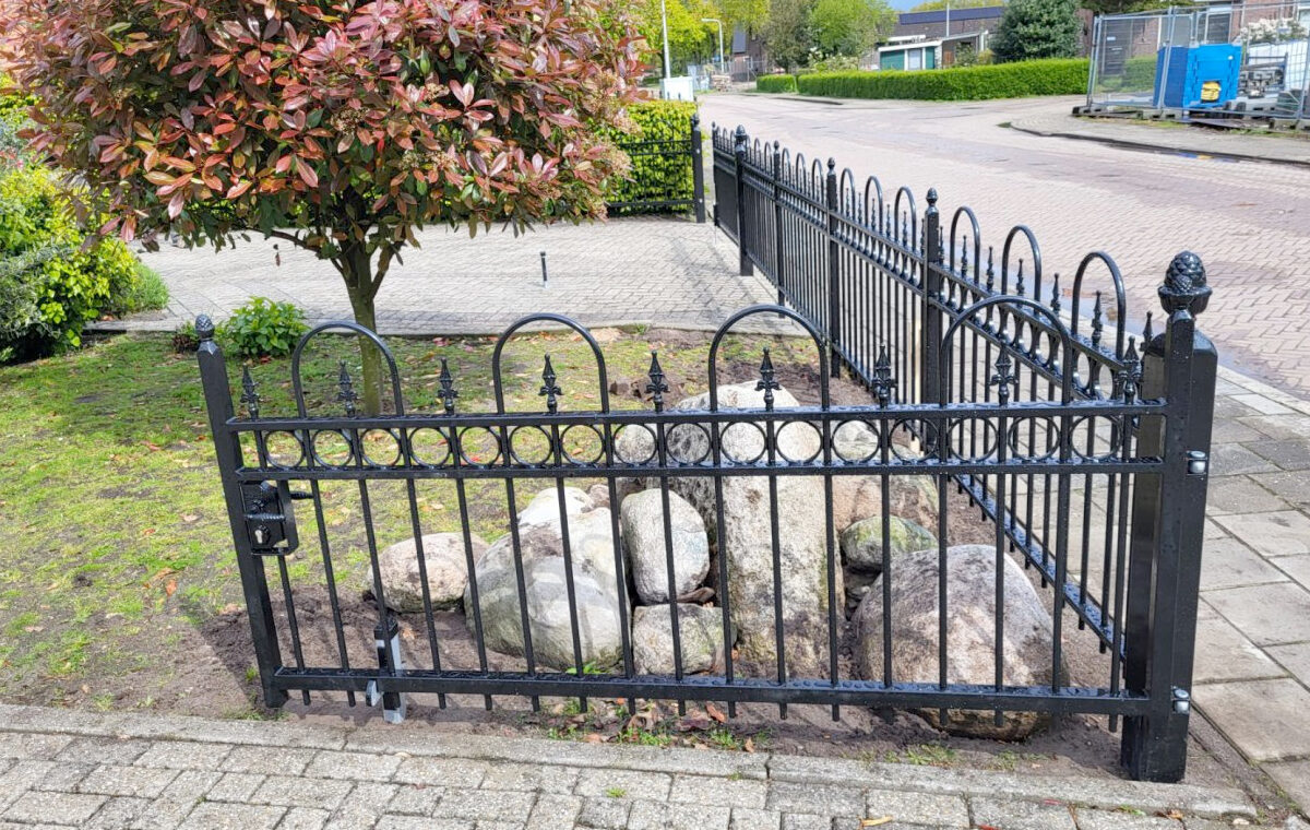 Voortuin hekwerk doe het zelf