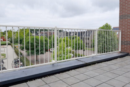 Stalen balkonhek laten monteren