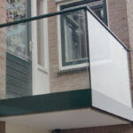 Glazen balkon balustrade