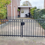 Stalen poorten laten installeren