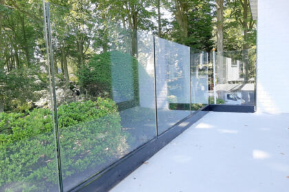 Voordelen glazen balustrade op je balkon