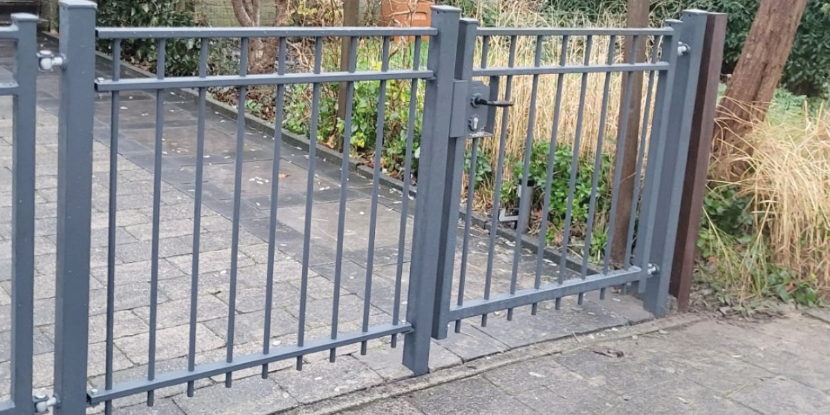 Stalen poort laten plaatsen