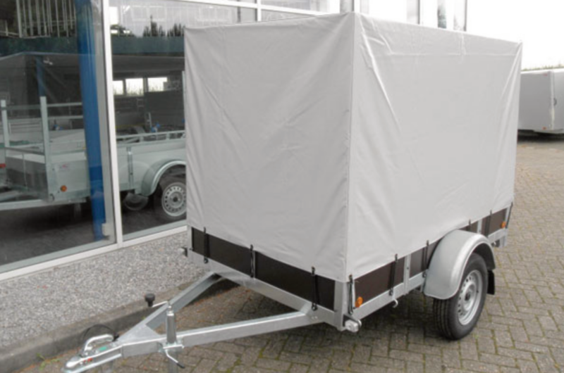 Maatwerk aanhanger huif