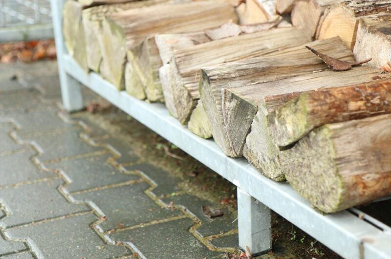 Houthok bij een woning