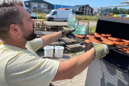 Hele kip klaar voor de rookton